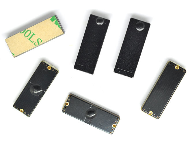 Product Type:ZT-JXT-P2509 ( UHF PCB RFID metal tag )