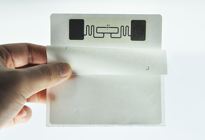 UHF sticky RFID label/inlay