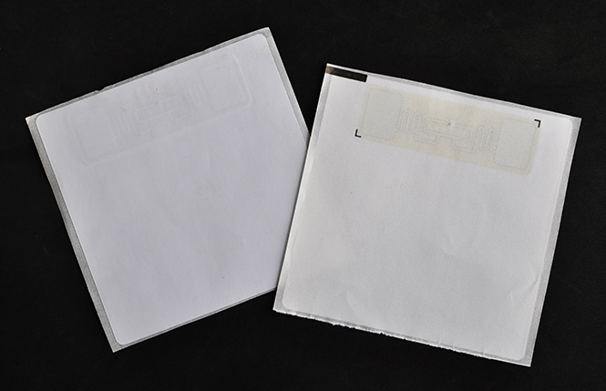 UHF sticky RFID label/inlay