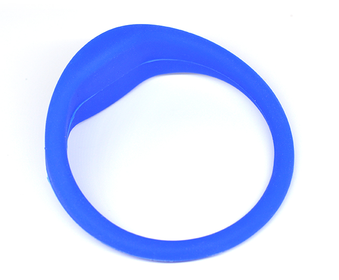 Bold Oblate RFID Silicone Wristband