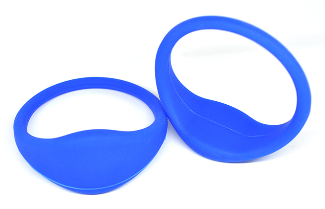 Bold Oblate RFID Silicone Wristband