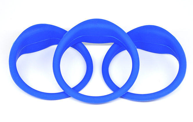 Bold Oblate RFID Silicone Wristband