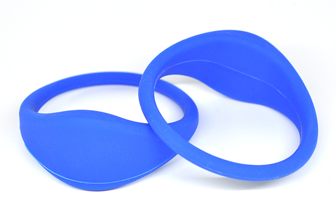 Bold Oblate RFID Silicone Wristband