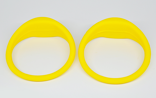 Bold Oblate RFID Silicone Wristband