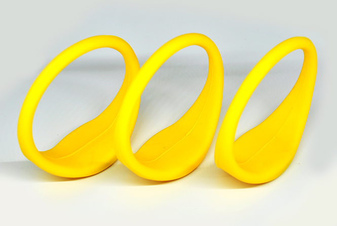 Bold Oblate RFID Silicone Wristband