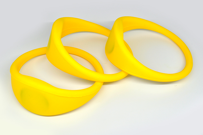 Bold Oblate RFID Silicone Wristband