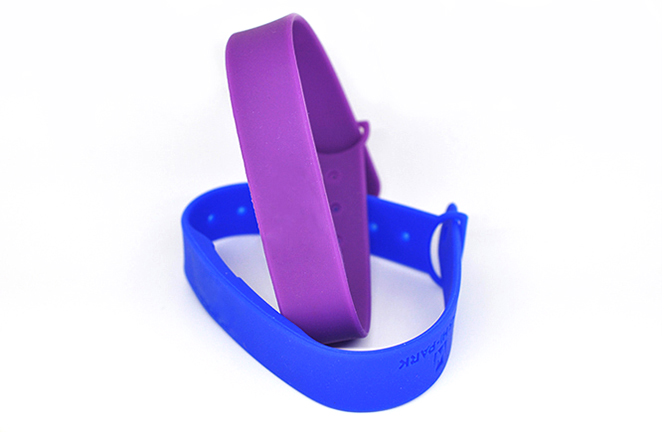 RFID silicone wristband