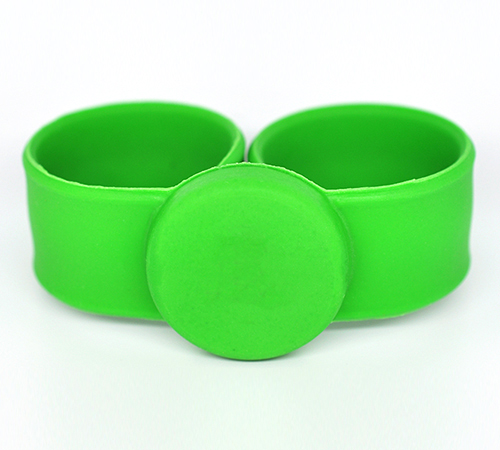 Clap silicone wristband
