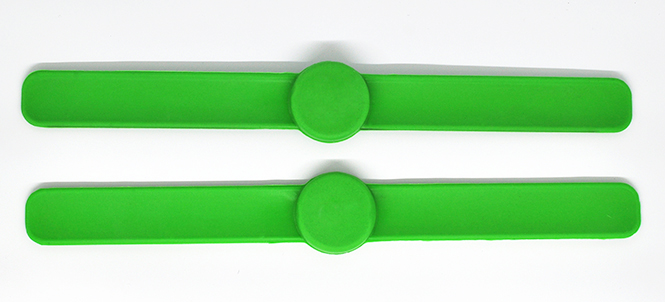 Clap silicone wristband