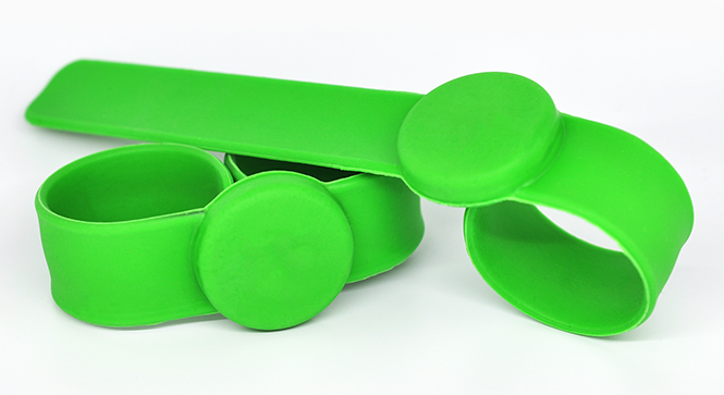 Clap silicone wristband
