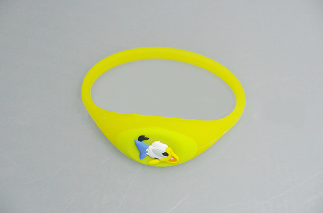 RFID oval silicone wristband