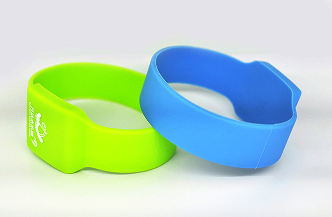 RFID square silicone wristband 