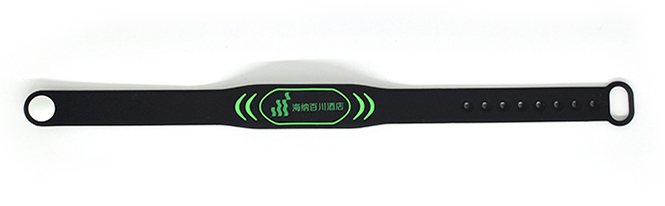 RFID silicone wristband 