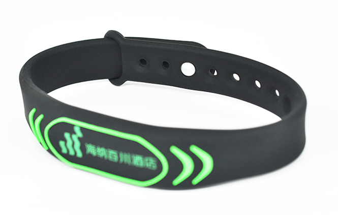 RFID silicone wristband 