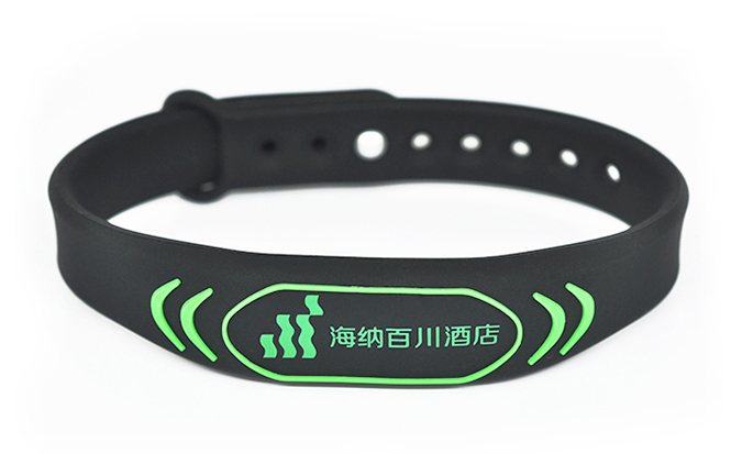 RFID silicone wristband 