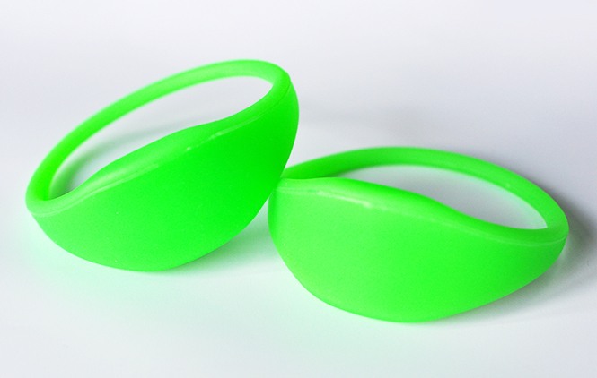 Oblate RFID Silicone Wristband