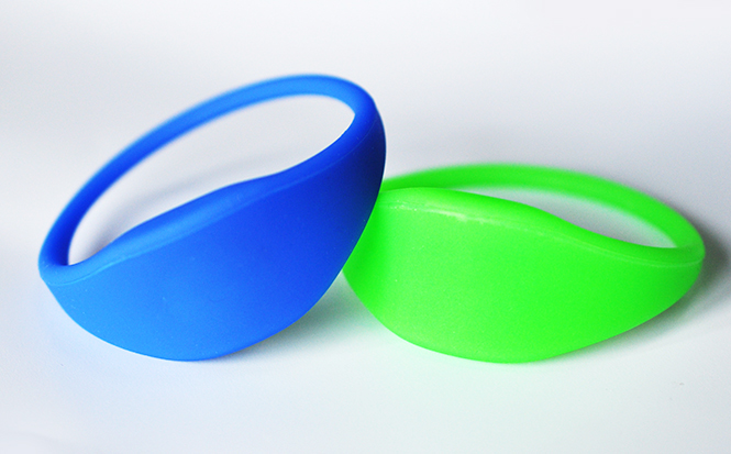 Oblate RFID Silicone Wristband