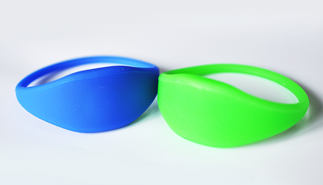 Oblate RFID Silicone Wristband