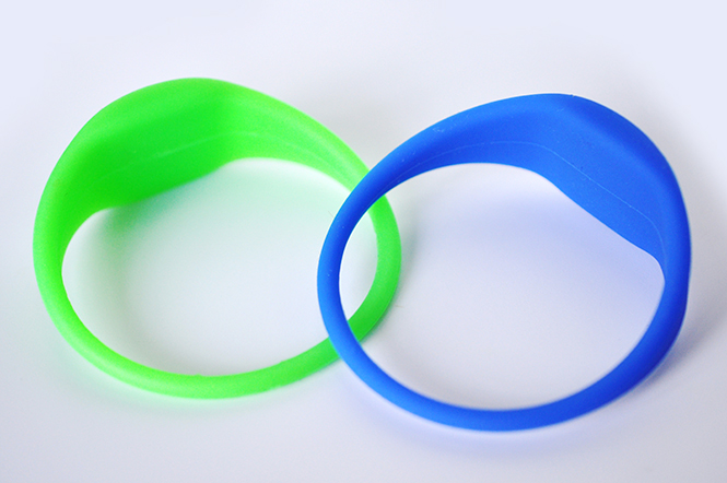 Oblate RFID Silicone Wristband