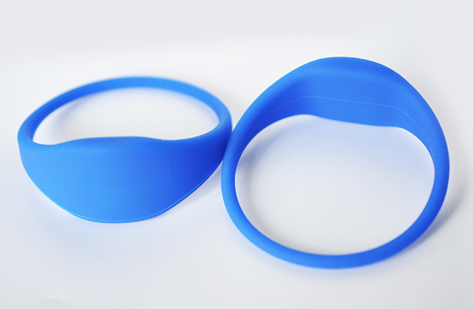 Oblate RFID Silicone Wristband