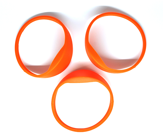 Oblate RFID Silicone Wristband