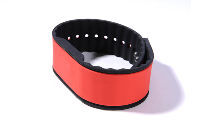RFID silicone wristband