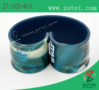 Clap silicone wristband